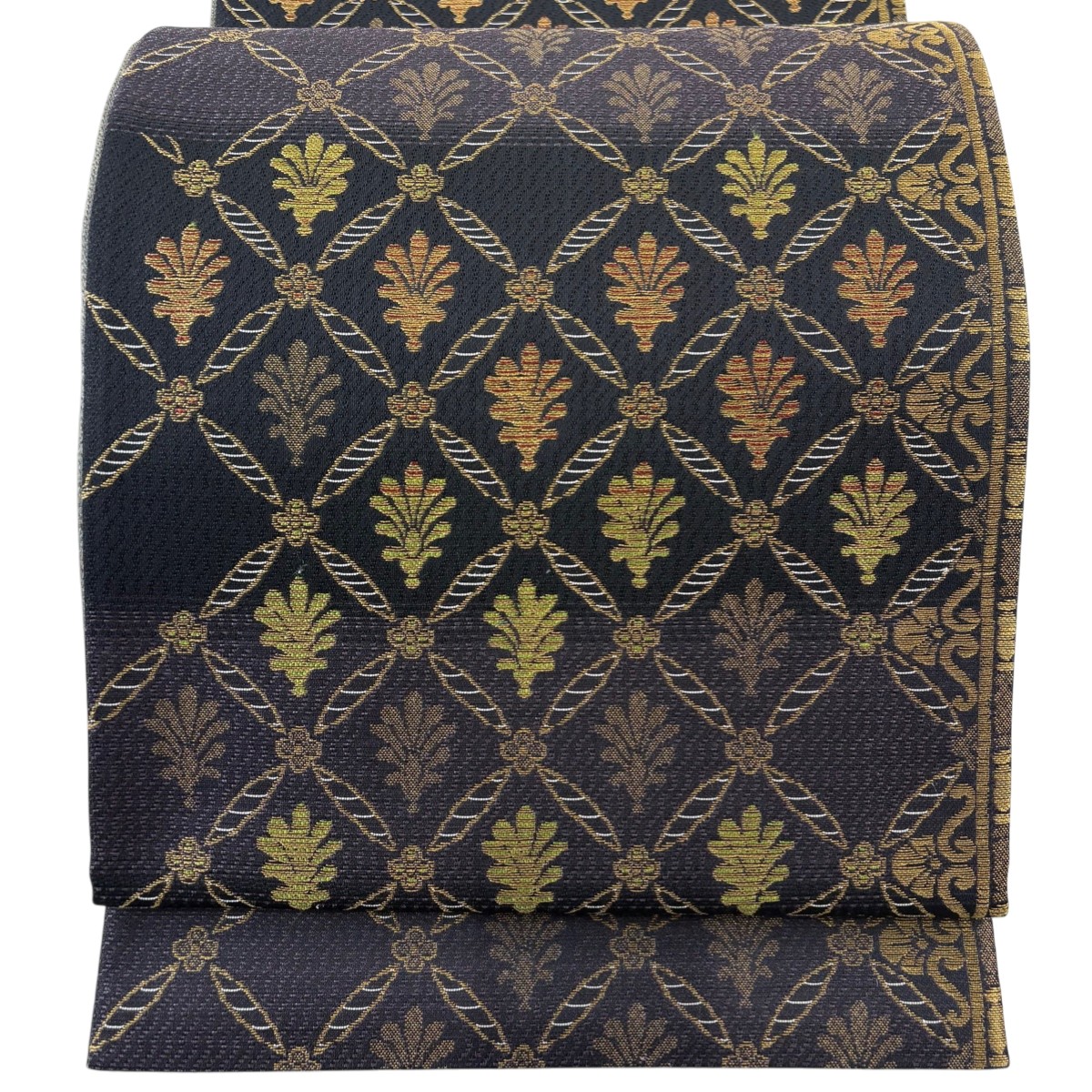 【美品】 袋帯 名品 七宝 葉柄 金糸 黒 六通 正絹 【中古】