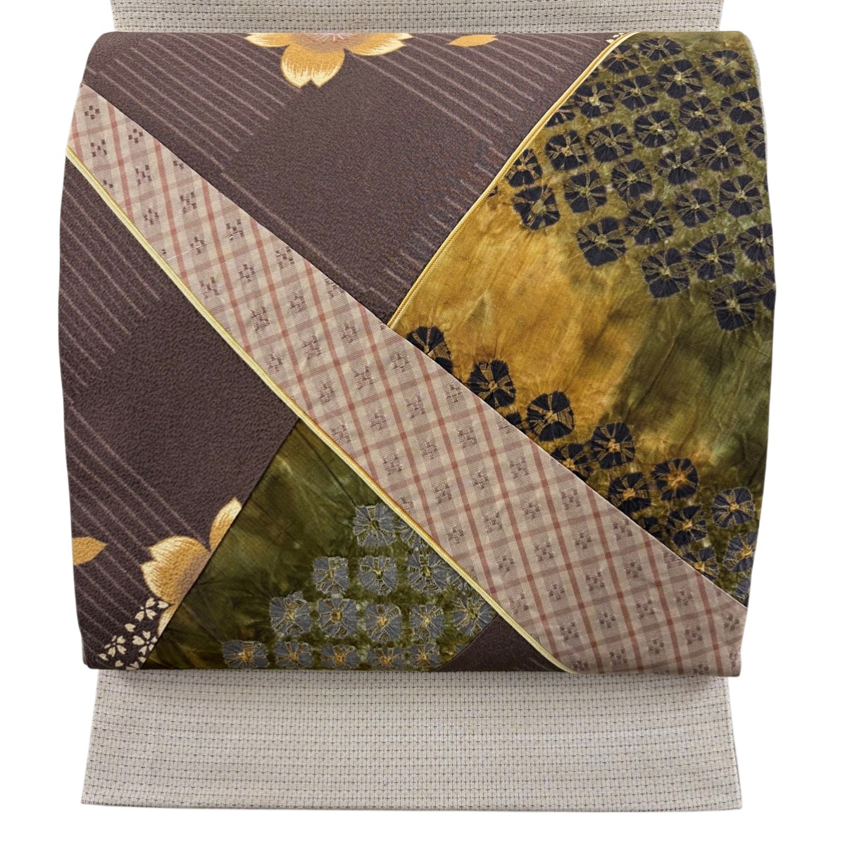 【美品】 袋帯 秀品 やまと 桜 幾何学模様 絞り 切り嵌め 茶紫 お太鼓柄 正絹 【中古】