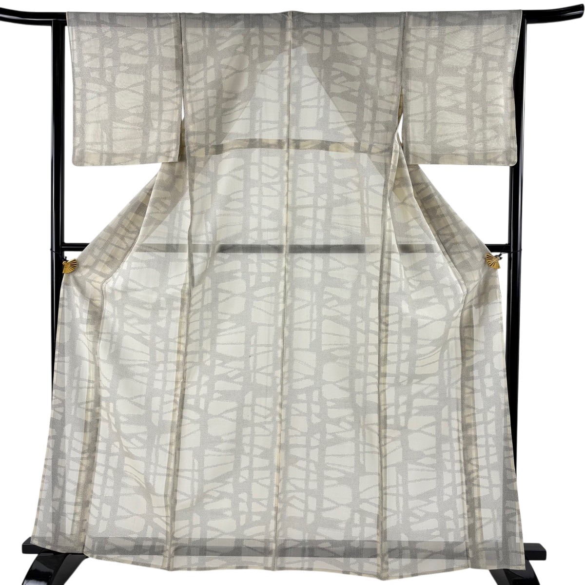 紬 身丈165.5cm 裄丈64cm M 薄物 幾何学 灰白 正絹 名品 【中古】 msp30