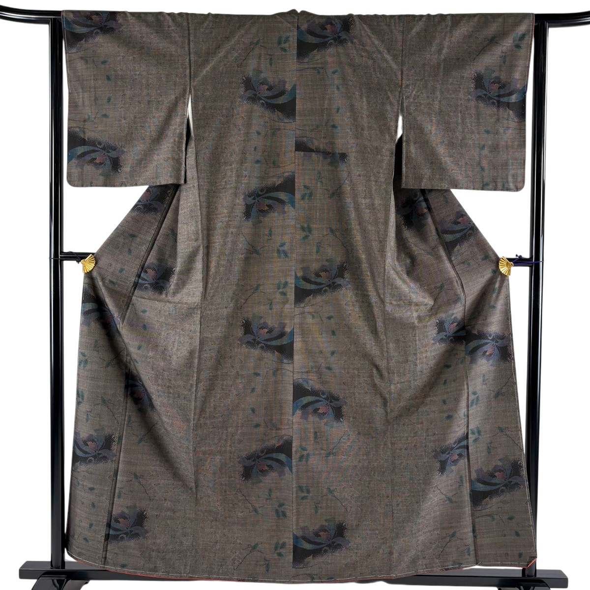 【美品】 大島紬 身丈159cm 裄丈63cm S 袷 純泥染 バチ衿 証紙あり 草花 焦茶色 正絹 名品 【中古】