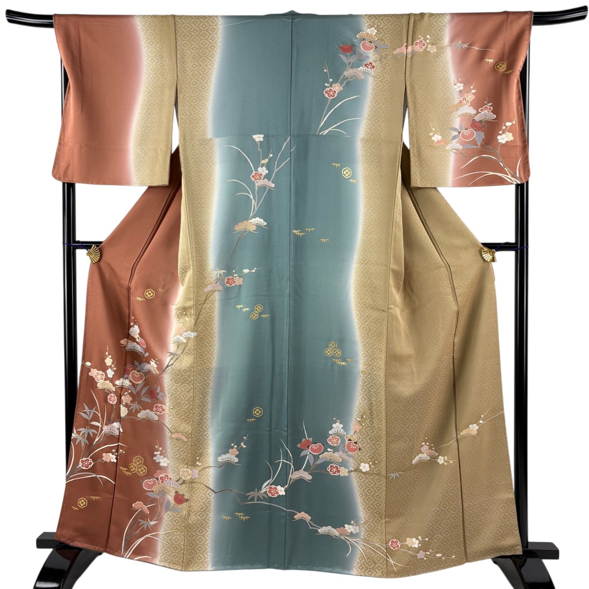 【美品】 訪問着 身丈164.5cm 裄丈67.5cm L 袷 松竹梅 橘 金糸 金彩 茜色 正絹 秀品 【中古】