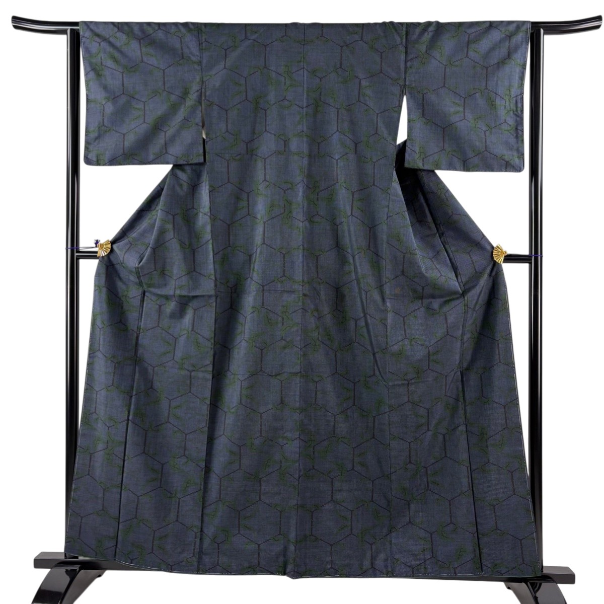 大島紬 身丈160cm 裄丈63.5cm S 袷 証紙あり 亀甲文 葉柄 紺色 正絹 秀品 【中古】