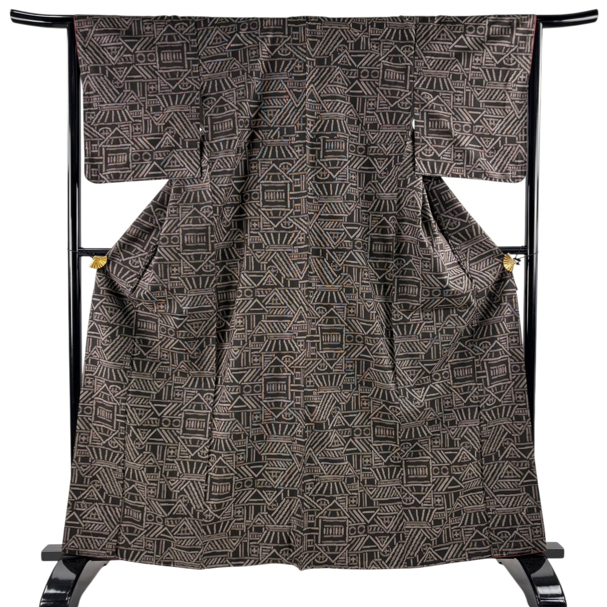 紬 身丈162.5cm 裄丈65cm M 袷 幾何学 焦茶色 正絹 秀品 【中古】