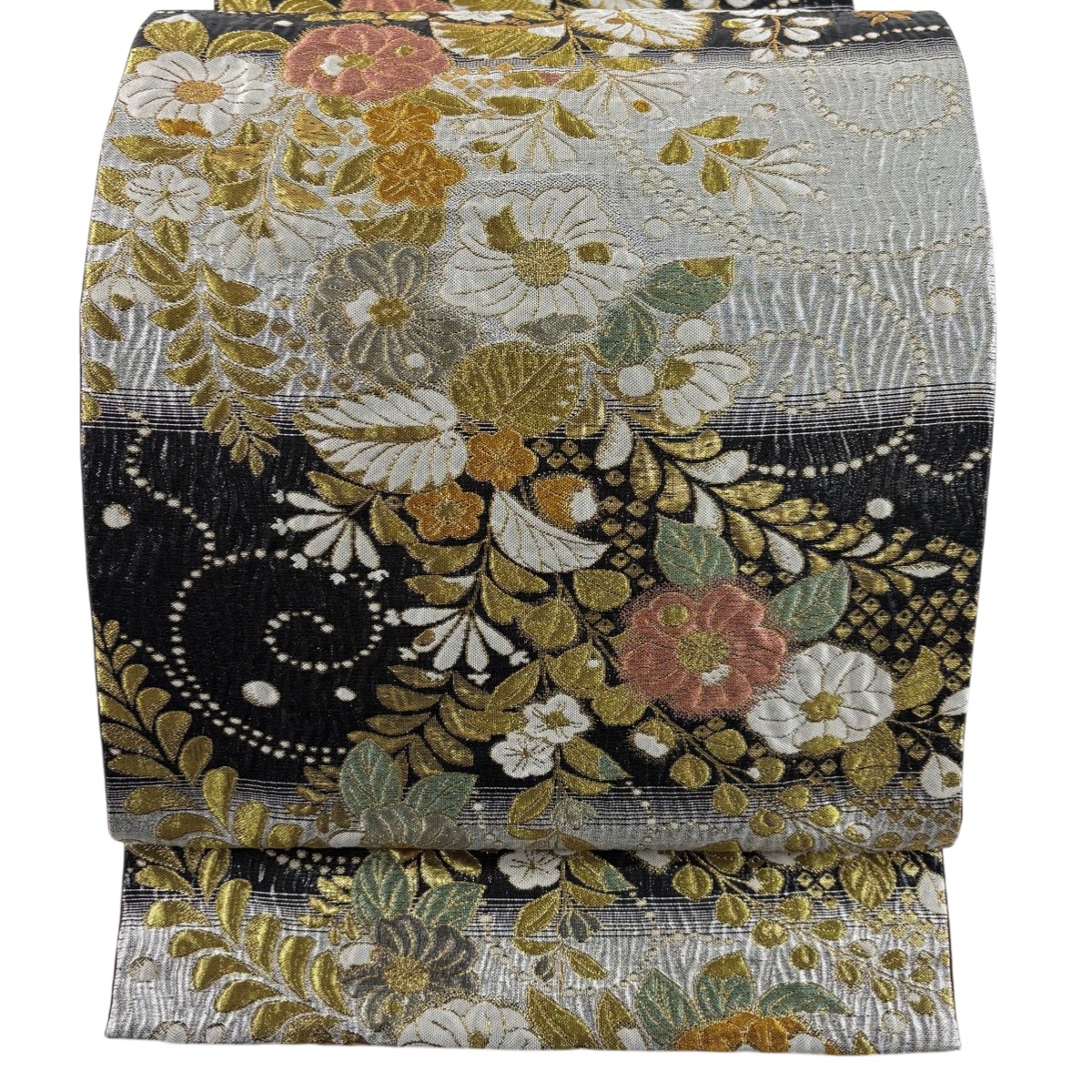 【美品】 袋帯 秀品 草花 段縞 箔 金銀糸 黒 六通 正絹 【中古】