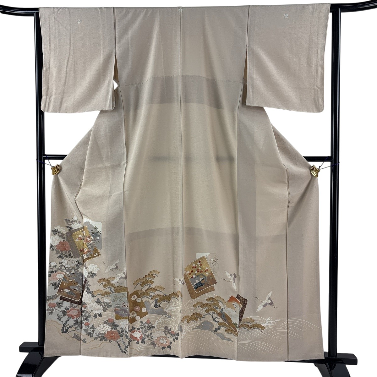 色留袖 身丈161.5cm 裄丈63cm S 袷 色紙 花鳥 金糸 金彩 薄茶色 正絹 秀品 三つ紋 【中古】