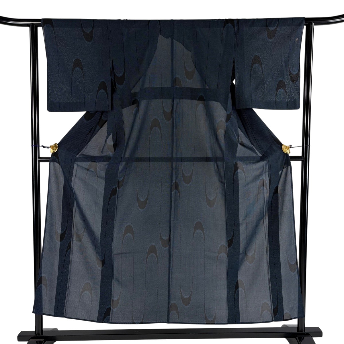 紬 身丈154cm 裄丈61.5cm S 薄物 夏紬 幾何学模様 紺色 正絹 秀品 【中古】