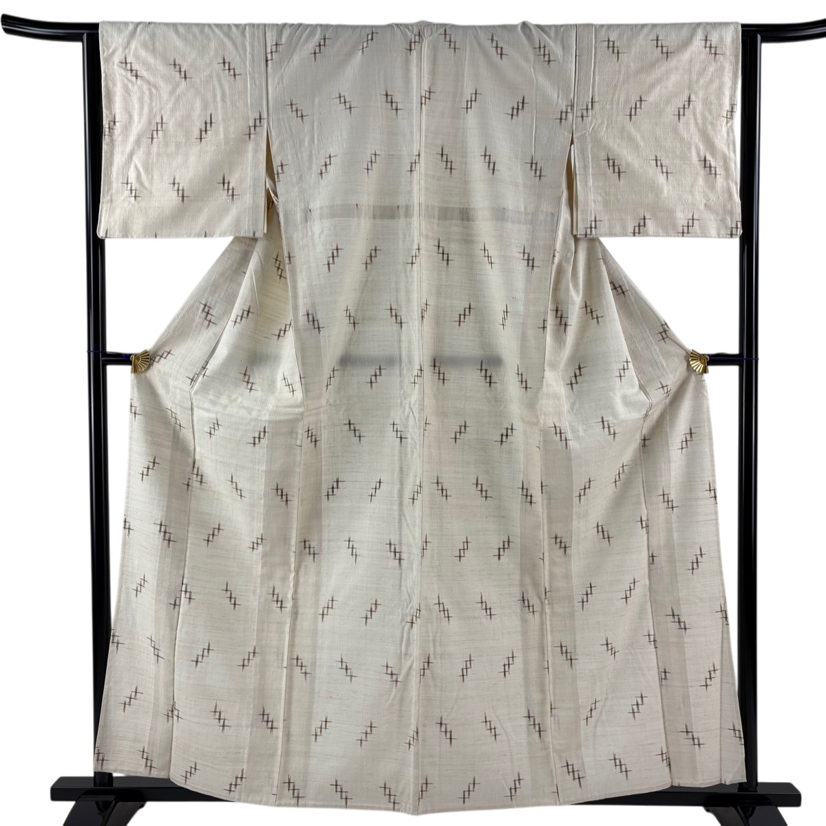 【美品】 紬 身丈160cm 裄丈63.5cm S 単衣 井桁絣 十字絣 クリーム 正絹 秀品 【中古】