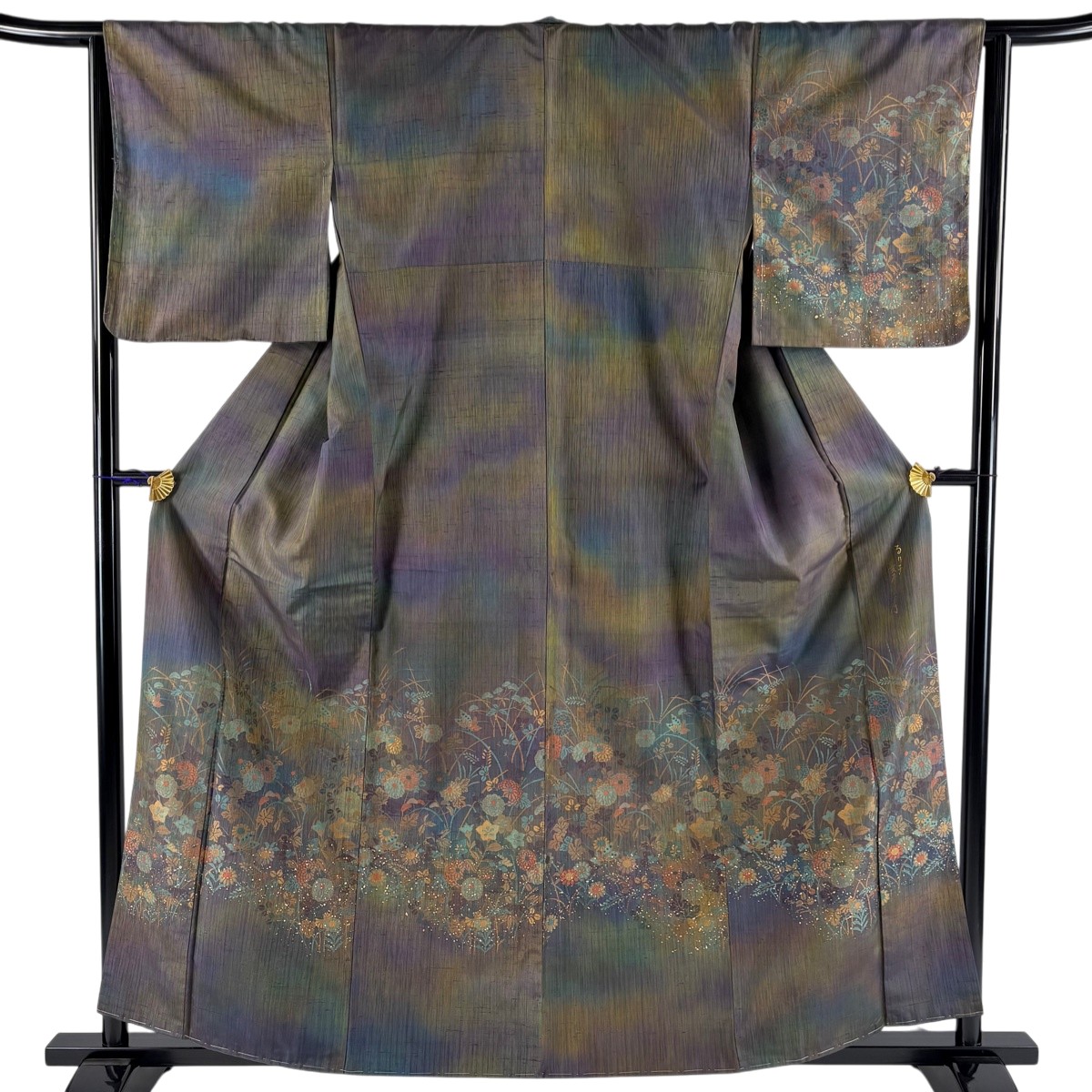 【美品】 付下げ 身丈160cm 裄丈64cm M 袷 菱谷六右衛門 紬地 落款あり 秋草 蝶 金彩 ぼかし 茶緑色 正絹 名品 【中古】