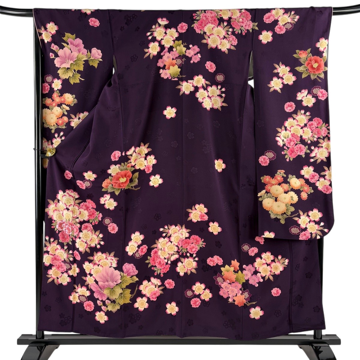【美品】 振袖 身丈156cm 裄丈68cm L 袷 山本寛斎 落款あり 桜 草花 刺繍 箔 濃紫 正絹 名品 【中古】