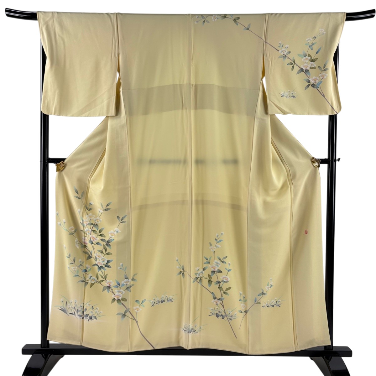 訪問着 身丈157cm 裄丈68cm L 袷 和泉衛知 落款あり 枝花 草花 薄黄 正絹 逸品 【中古】