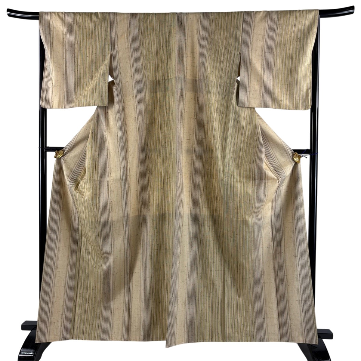 【美品】 紬 身丈164cm 裄丈66cm M 袷 縦縞模様 薄茶色 正絹 名品 【中古】