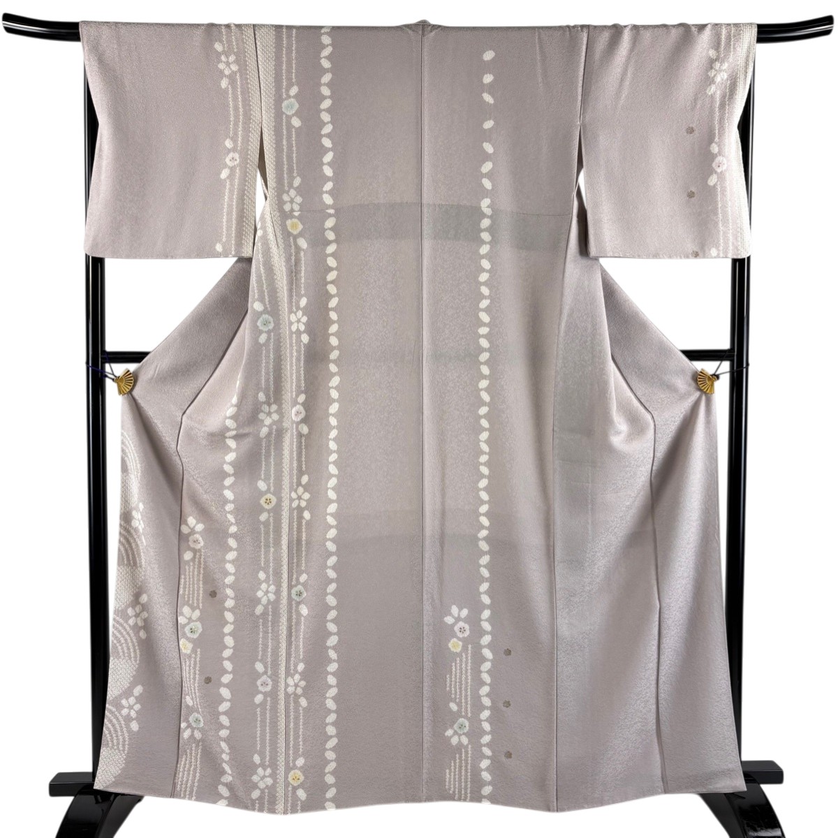 付下げ 身丈162.5cm 裄丈67cm M 袷 草花 金銀糸 絞り 灰紫 正絹 名品 【中古】