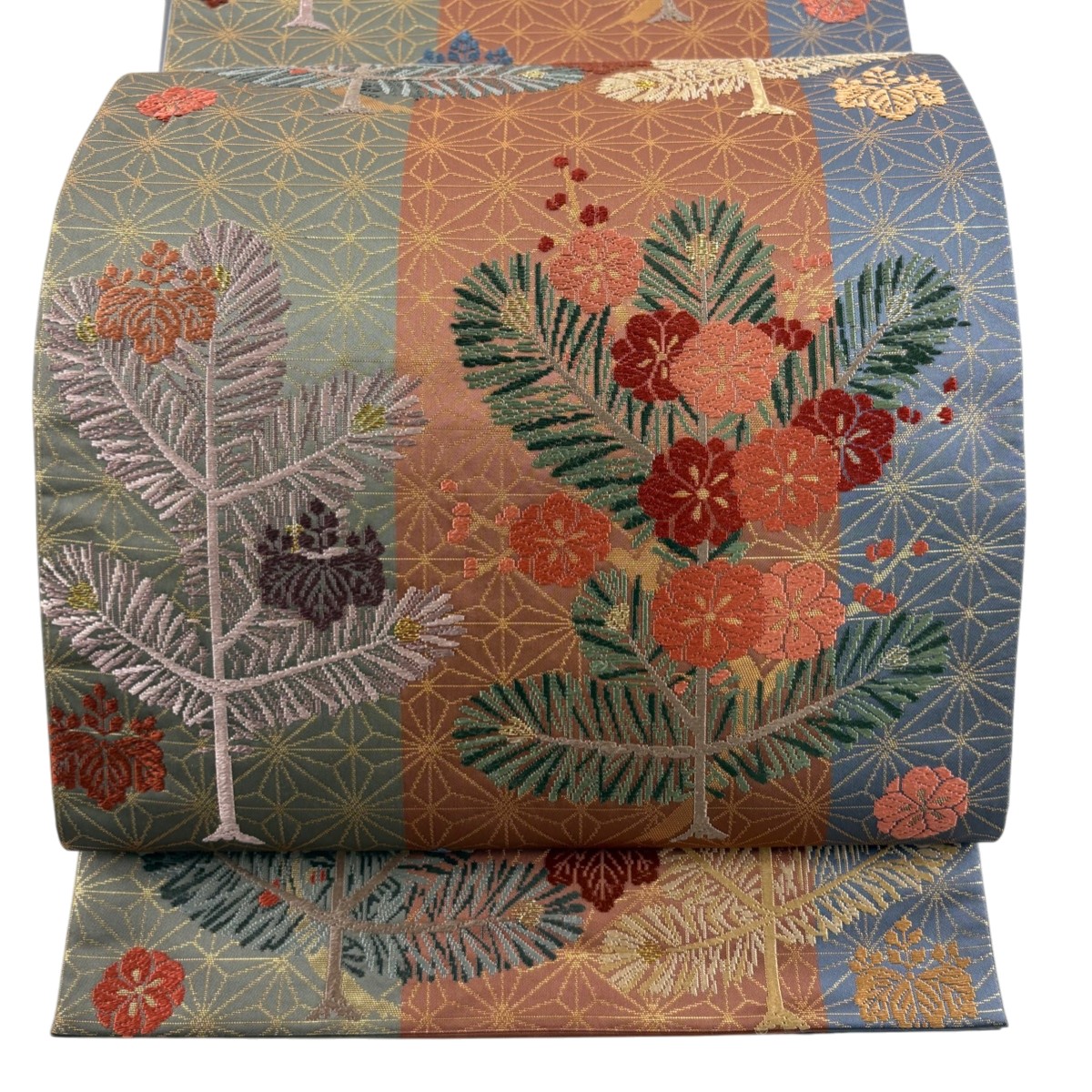 【美品】 袋帯 秀品 麻地紋若松文様 箔 唐織 茶色 六通 正絹 【中古】