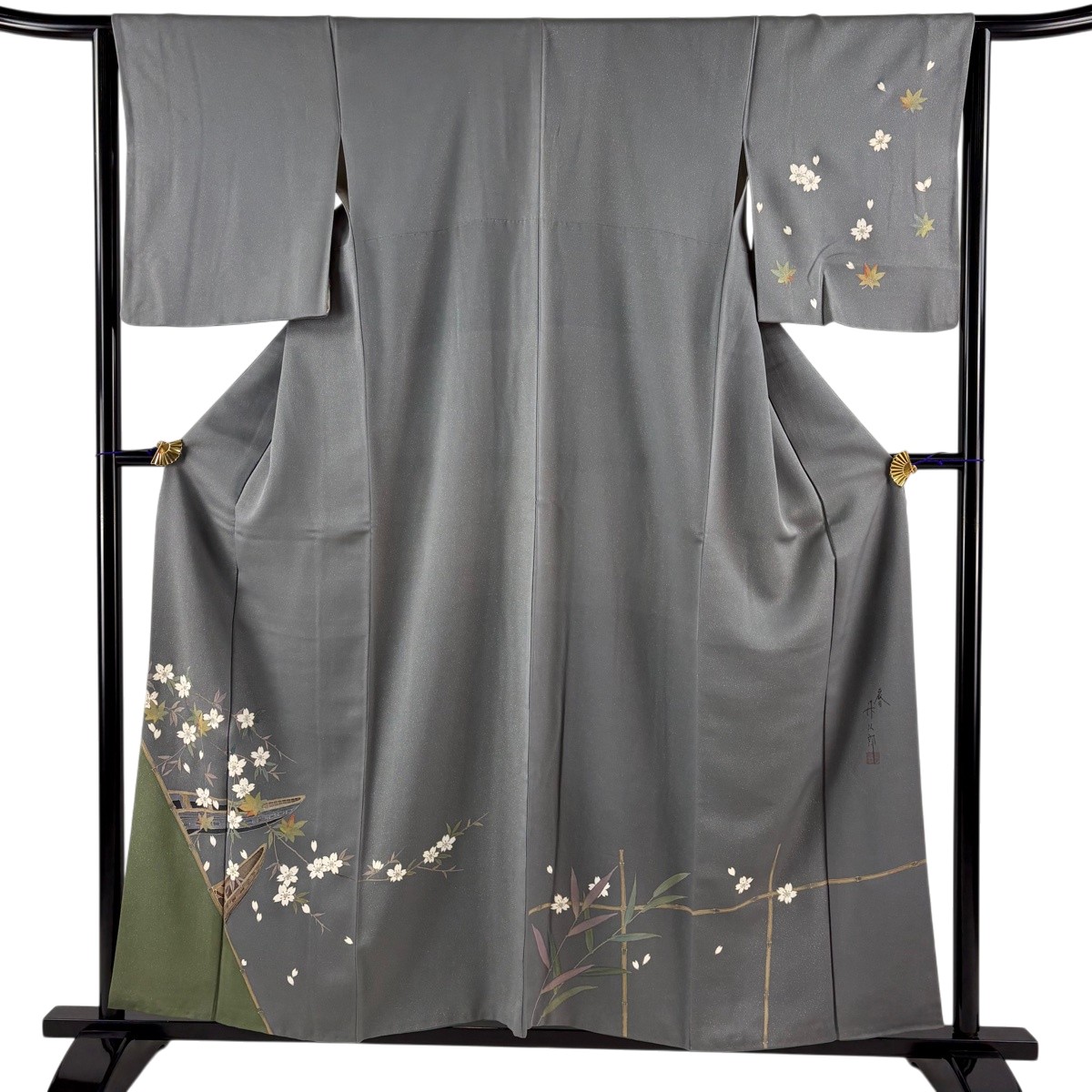 付下げ 身丈157.5cm 裄丈64cm M 袷 二代目清次郎 落款あり 小舟 桜 金通し 金彩 灰色 正絹 秀品 【中古】