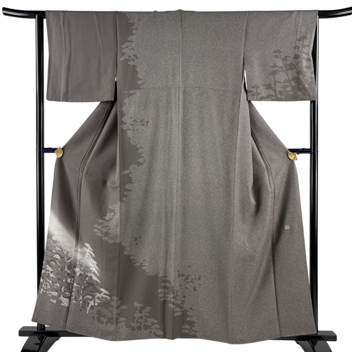 【美品】 訪問着 身丈159cm 裄丈63.5cm S 袷 松 シルエット ぼかし 灰茶 正絹 秀品 【中古】