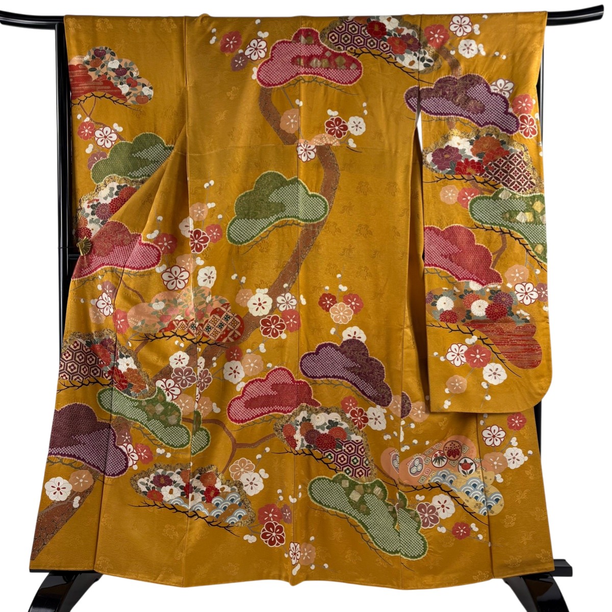 振袖 身丈161cm 裄丈66cm M 袷 笠松 牡丹 金糸 絞り 山吹色 正絹 秀品 【中古】