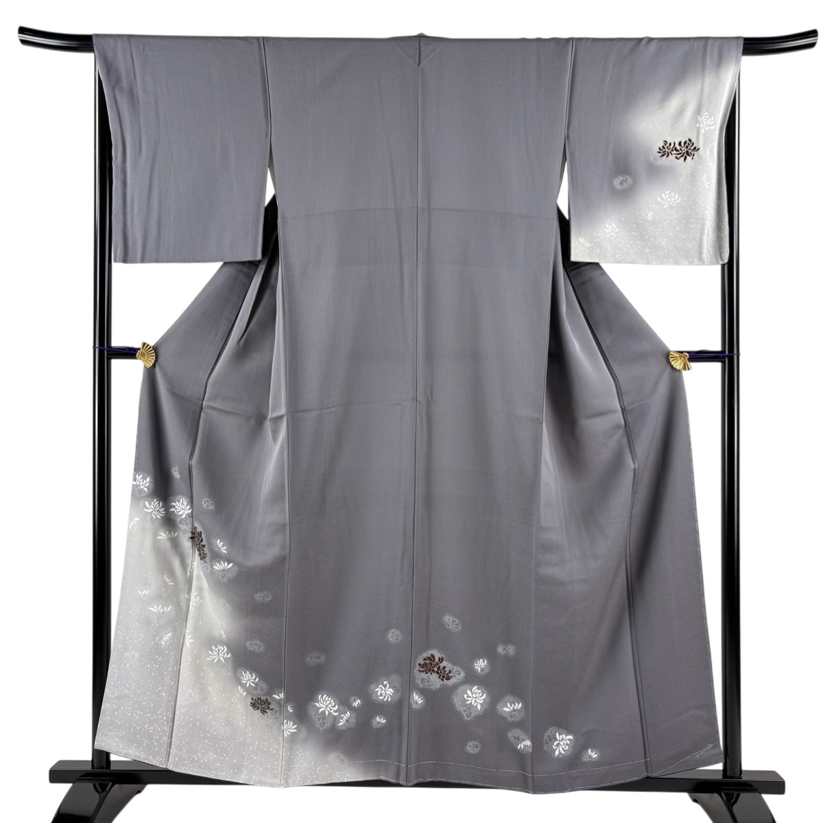 【美品】 付下げ 身丈158cm 裄丈66.5cm M 袷 菊 縞 ぼかし 灰色 正絹 秀品 【中古】
