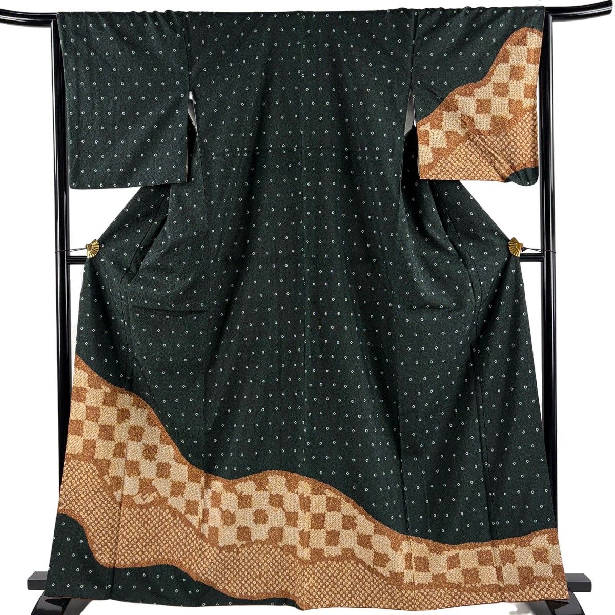 【美品】 付下げ 身丈165cm 裄丈65.5cm M 袷 紬地 変わり市松 幾何学 絞り 深緑 正絹 秀品 【中古】