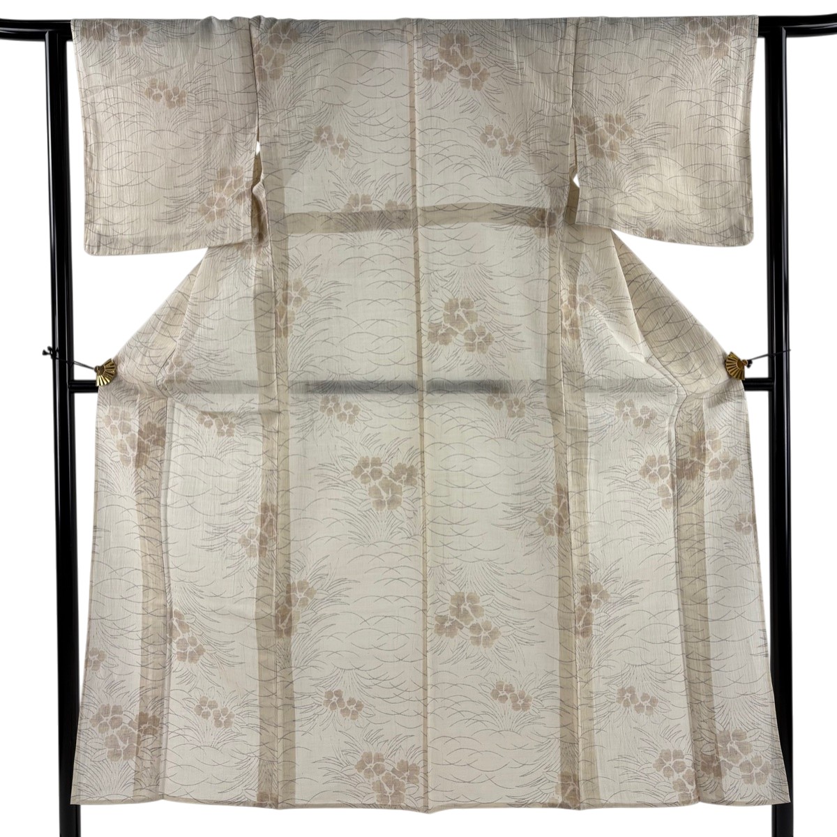 【美品】 紬 身丈152cm 裄丈62cm S 薄物 夏紬 バチ衿 草花 芝 ベージュ 正絹 秀品 【中古】