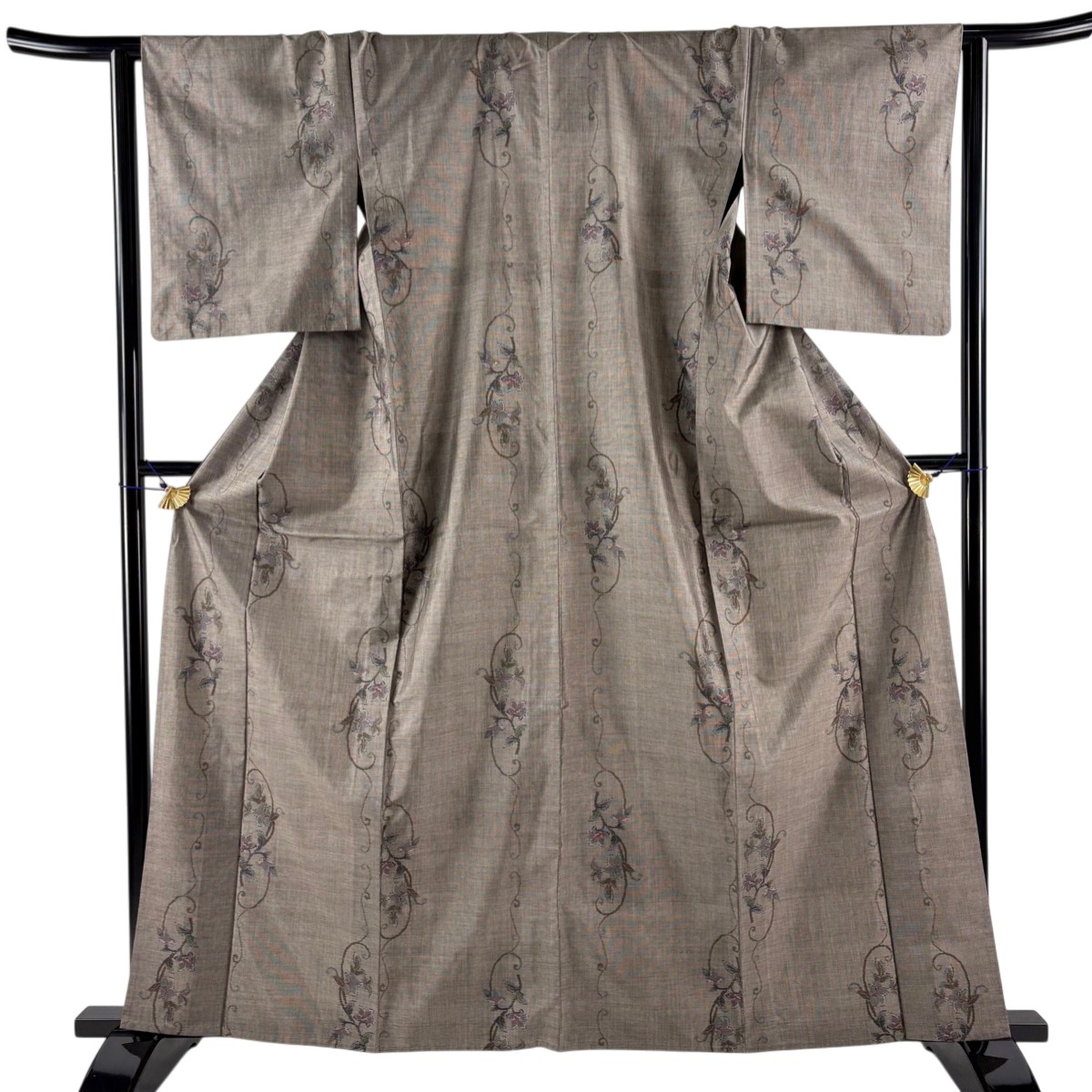 【美品】 紬 身丈163cm 裄丈64cm M 単衣 花唐草 焦茶色 正絹 秀品 【中古】