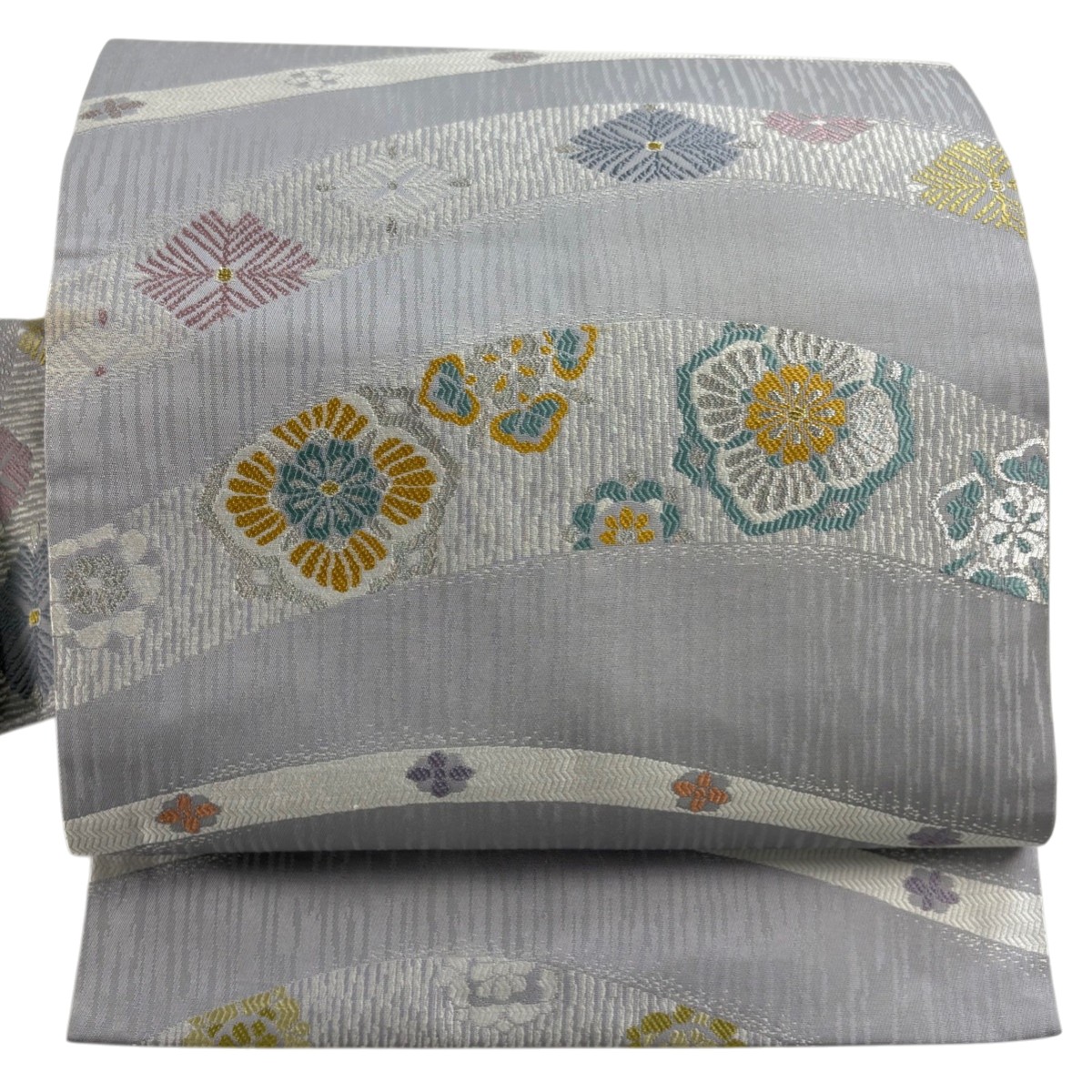 名古屋帯 秀品 草花 松菱 銀糸 灰色 正絹 【中古】