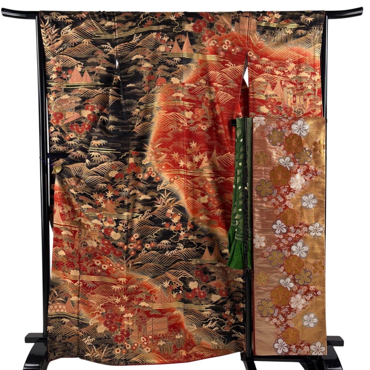 【美品】 振袖 身丈168.5cm 裄丈64.5cm M 袷 袋帯フルセット 御所車 松竹梅 金糸 金彩 茜色 正絹 秀品 【中古】 15,184円