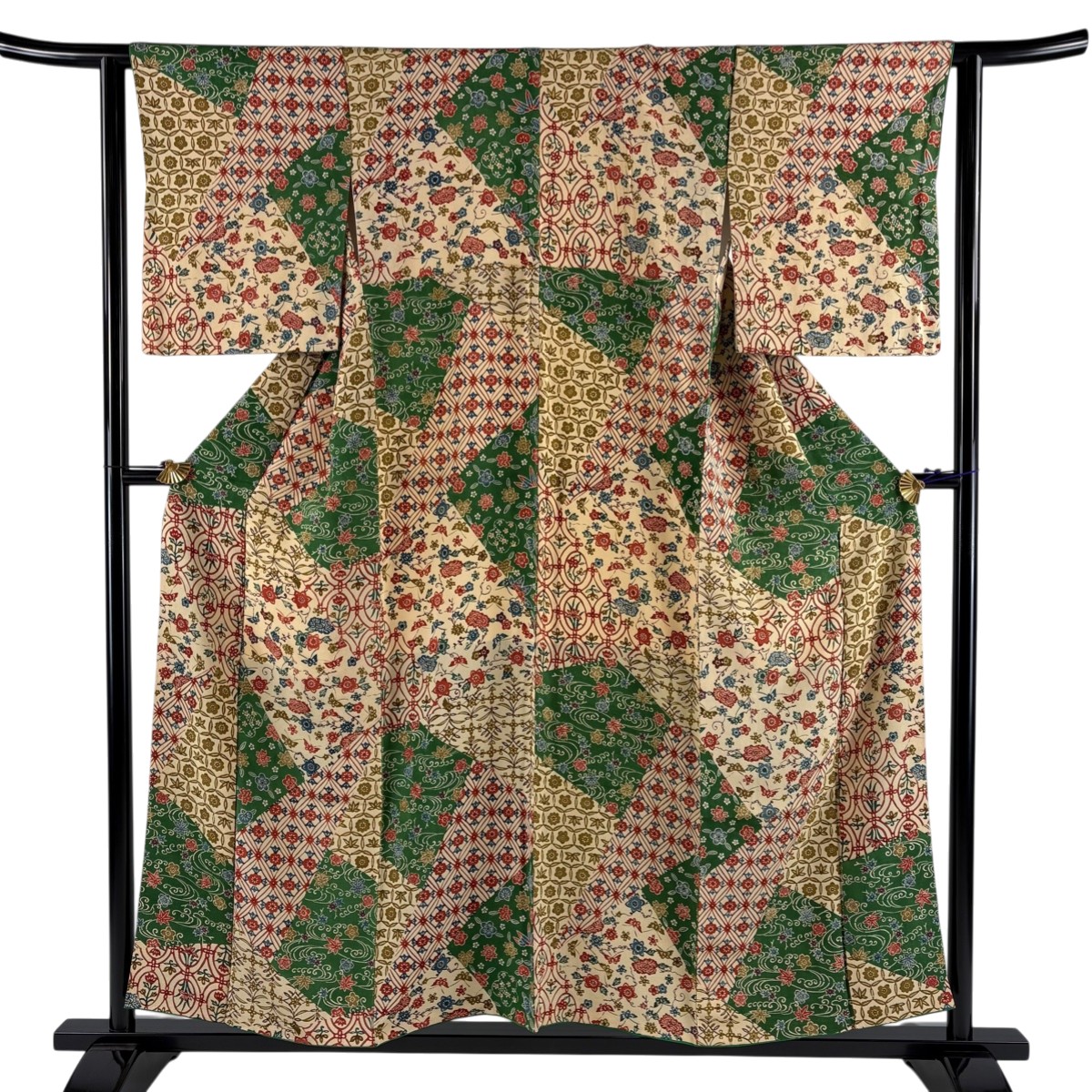 小紋 身丈155cm 裄丈62.5cm S 袷 七宝 草花 縮緬 ベージュ 正絹 秀品 【中古】