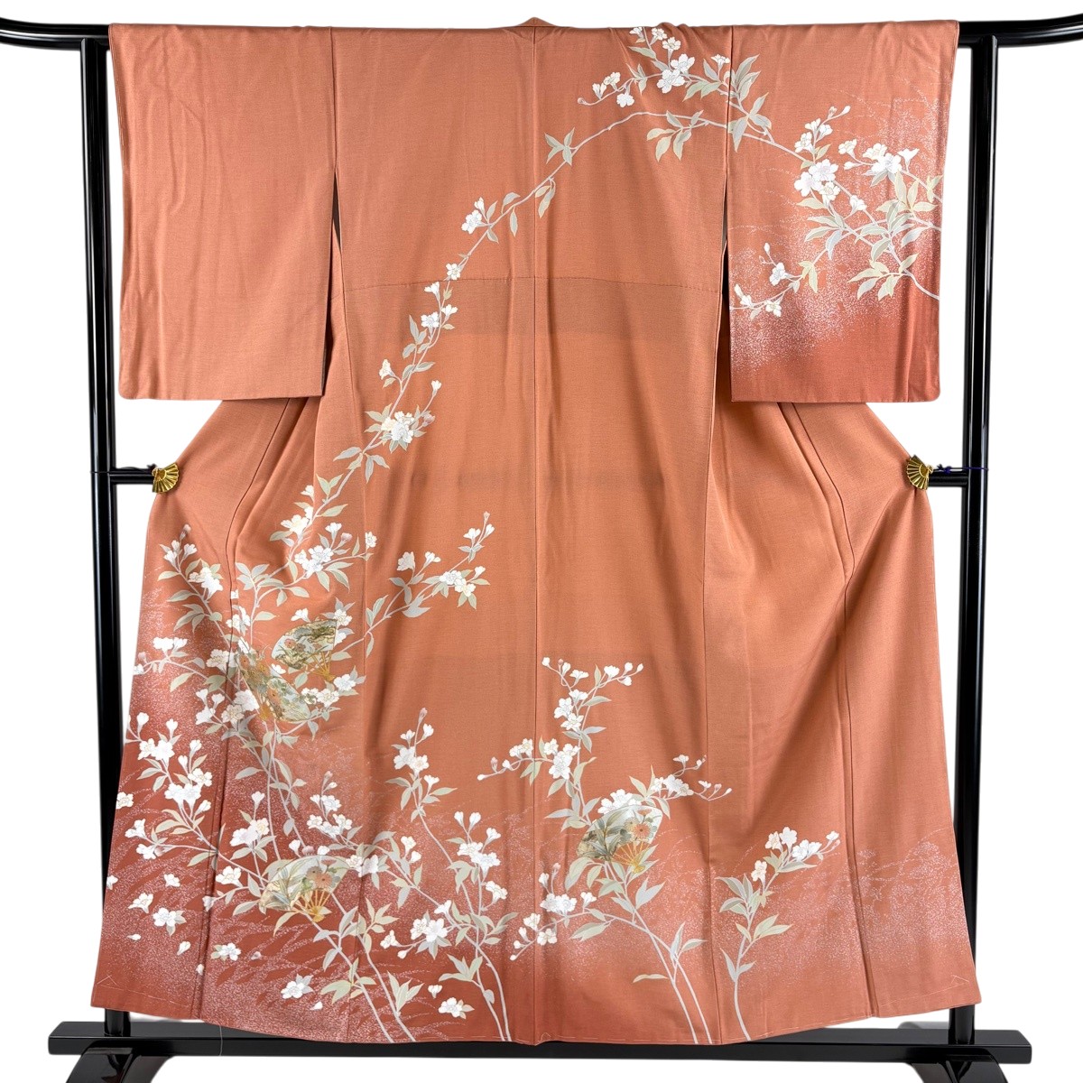訪問着 身丈156cm 裄丈63cm S 袷 花扇 草花 金銀彩 ぼかし 茜色 正絹 秀品 【中古】