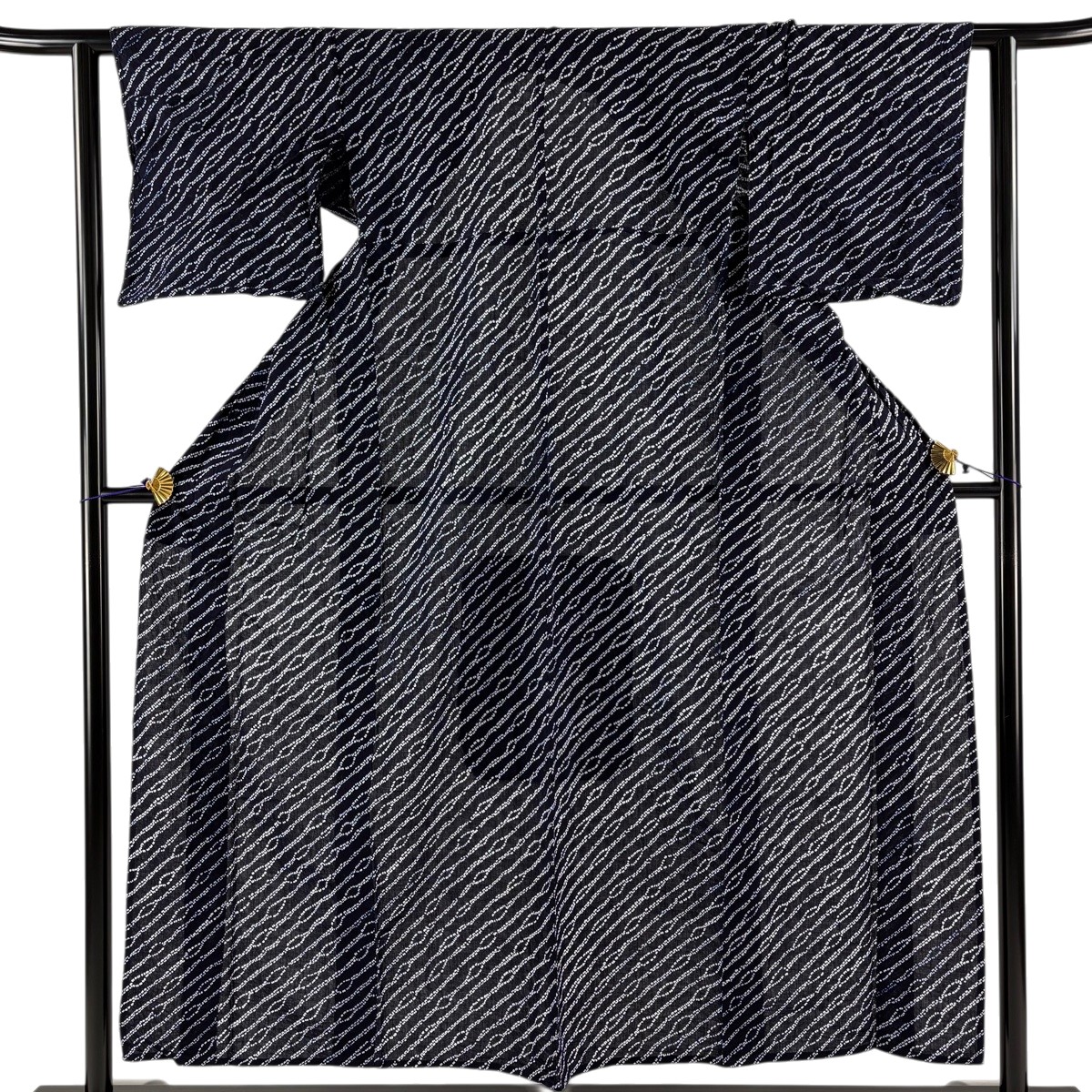 【美品】 浴衣 身丈154cm 裄丈61cm S 絞り浴衣 斜縞 濃紺 綿 名品 【中古】