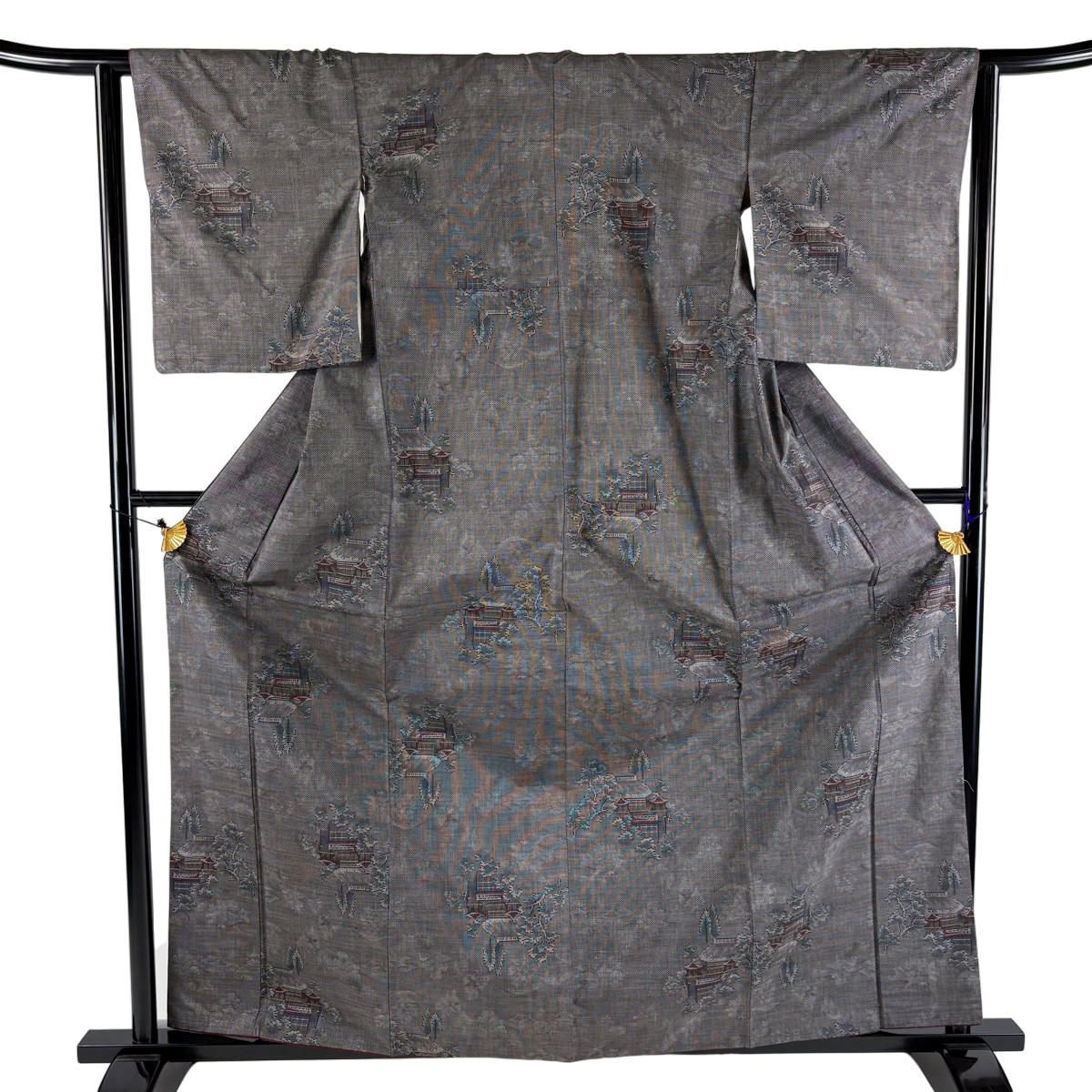 【美品】 紬 身丈163cm 裄丈63.5cm S 袷 建物 樹木 灰茶 正絹 秀品 【中古】