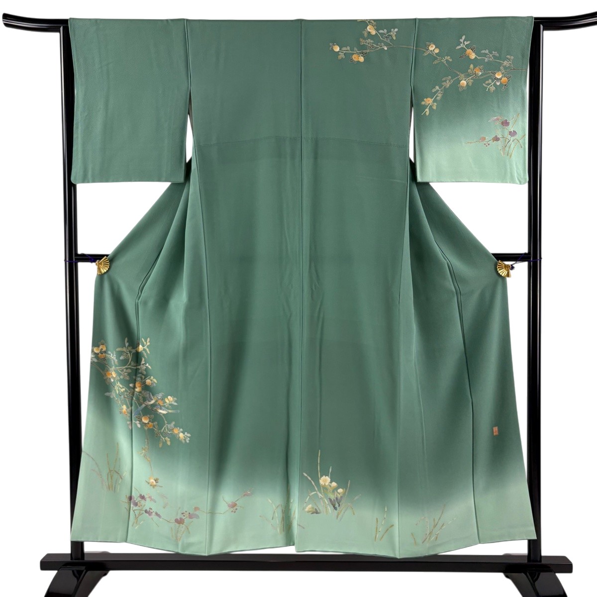 付下げ 身丈152.5cm 裄丈64cm M 袷 落款あり 柿 鳥 染め分け ぼかし 薄緑 正絹 秀品 【中古】