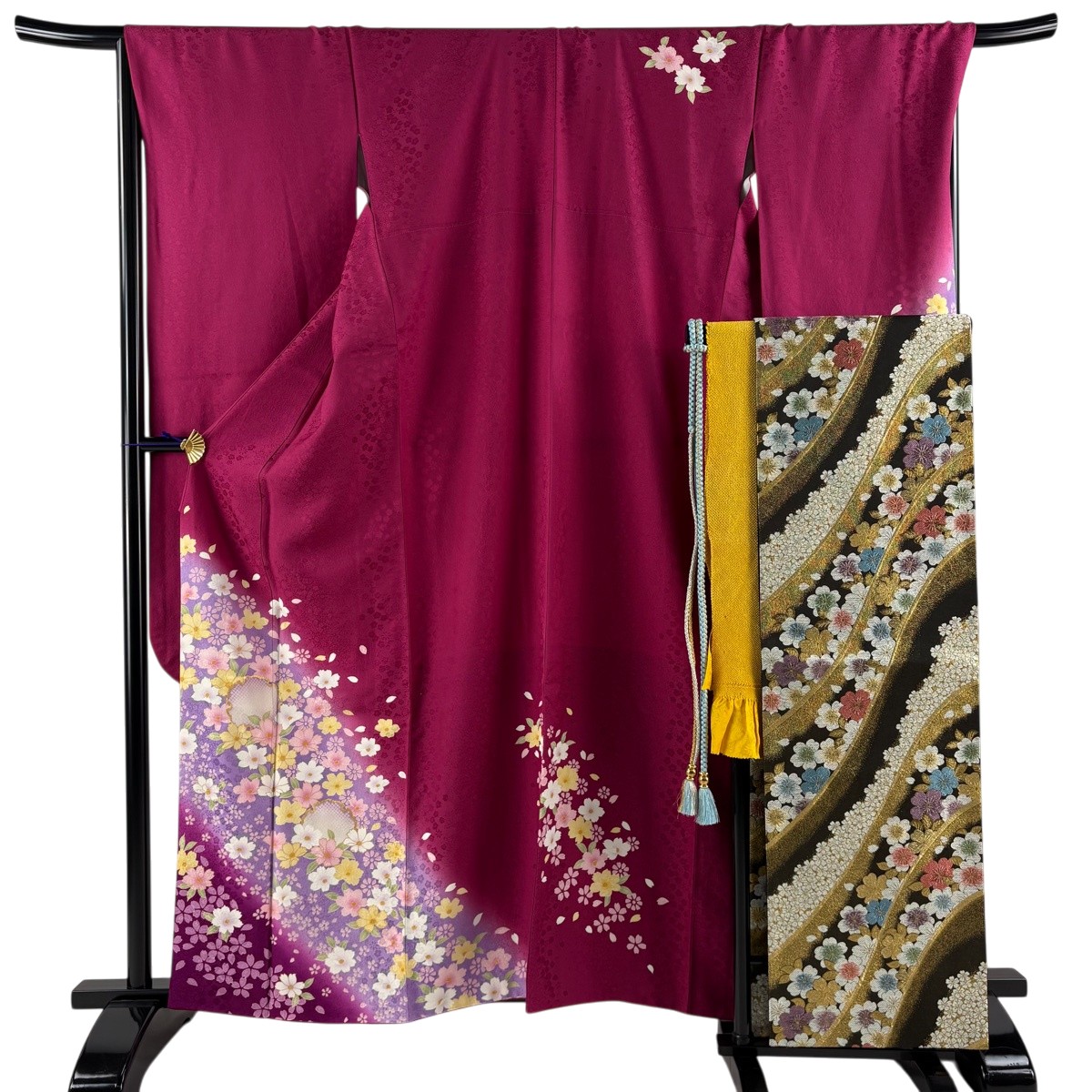 【美品】 振袖 身たけ161糎 裄丈68.5糎 L 袷 袋帯フルセット 雪輪 被子植物 金彩 染め分け 赤紫 正絹 秀品 【中古】