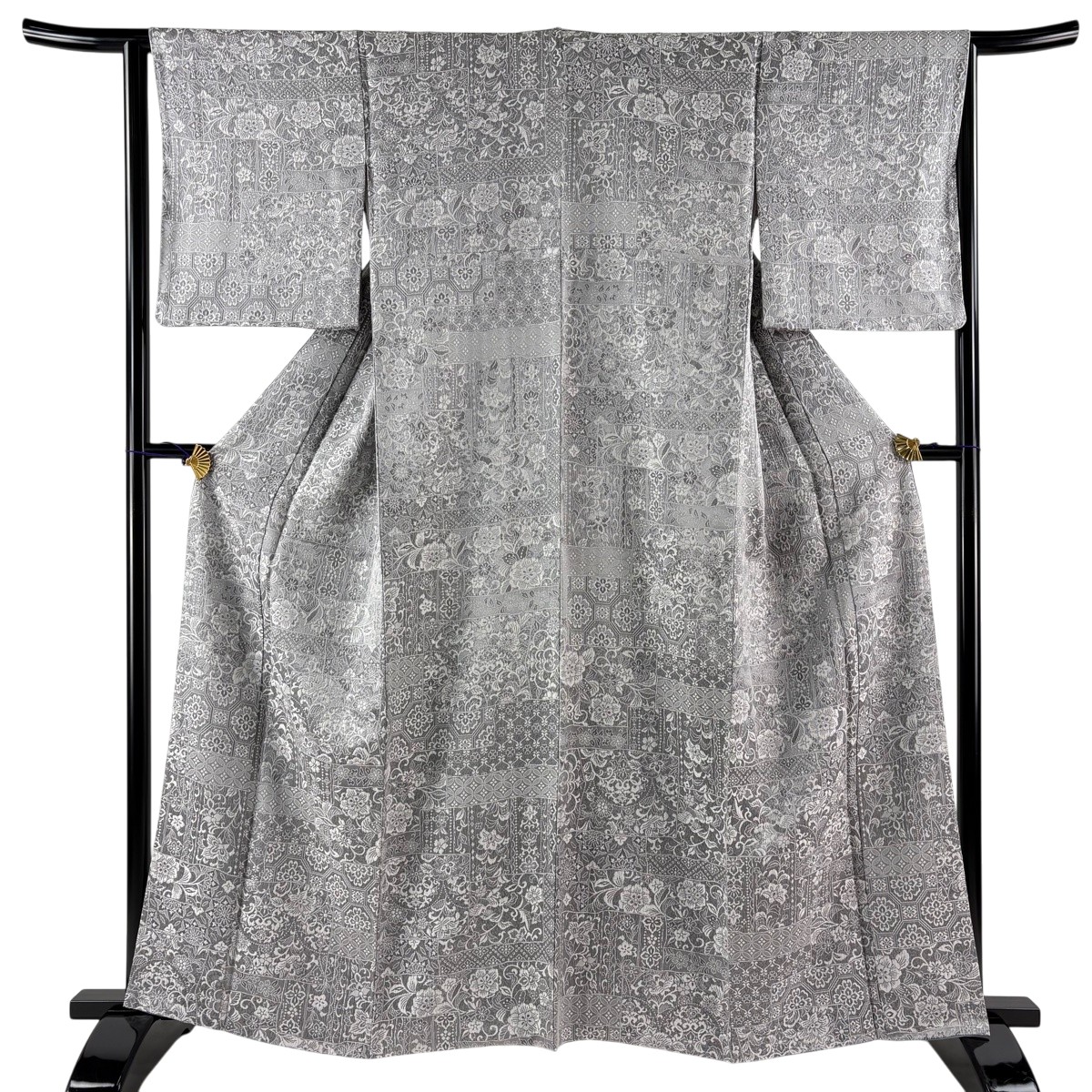 【美品】 小紋 身丈162.5cm 裄丈64.5cm M 袷 草花 鳥 紋意匠 灰色 正絹 名品 【中古】