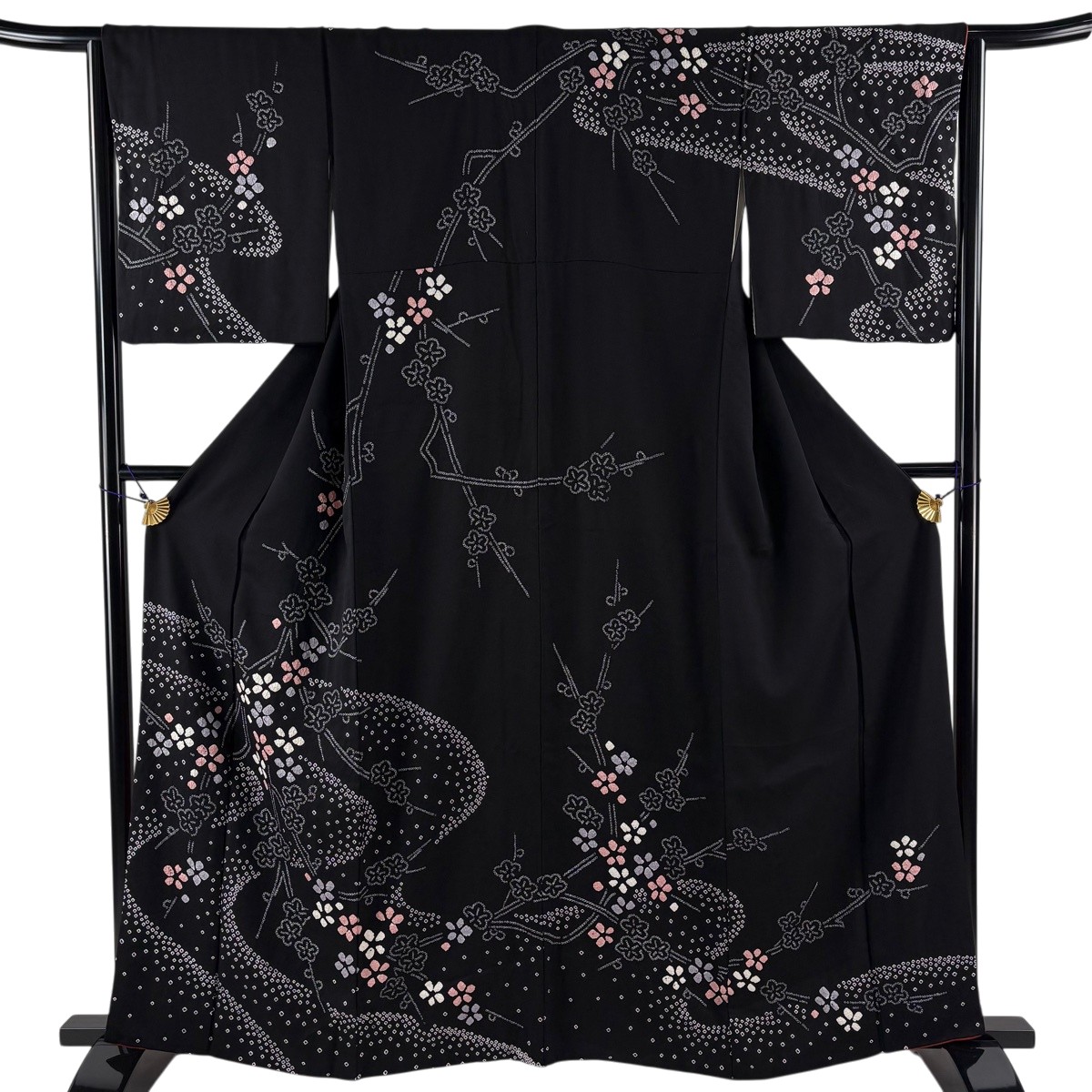 訪問着 身丈162.5cm 裄丈64.5cm M 袷 梅 流水 絞り 黒 正絹 秀品 【中古】