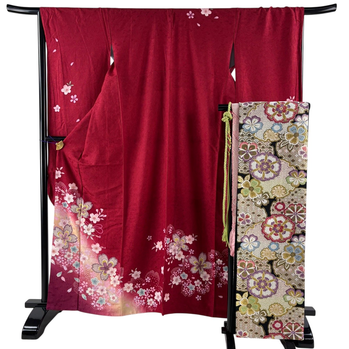 【美品】 振袖 身たけ161糎 裄丈67糎 M 袷 袋帯フルセット 桜 花瓣 箔 金彩 赤 正絹 秀品 【中古】