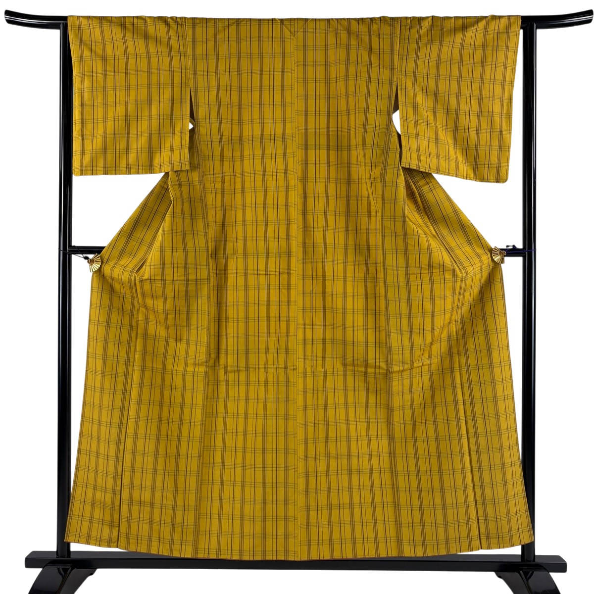 【美品】 紬 身たけ156.5糎 裄丈63.5糎 S 袷 やまと 透かし彫り 山吹赤銅色 正絹 珠玉 【中古】