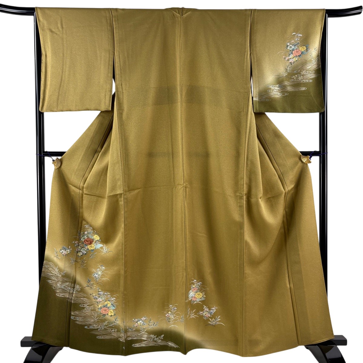 【美品】 付下げ 身丈162cm 裄丈65cm M 単衣 草花 波 金銀彩 刺繍 茶緑色 正絹 秀品 【中古】