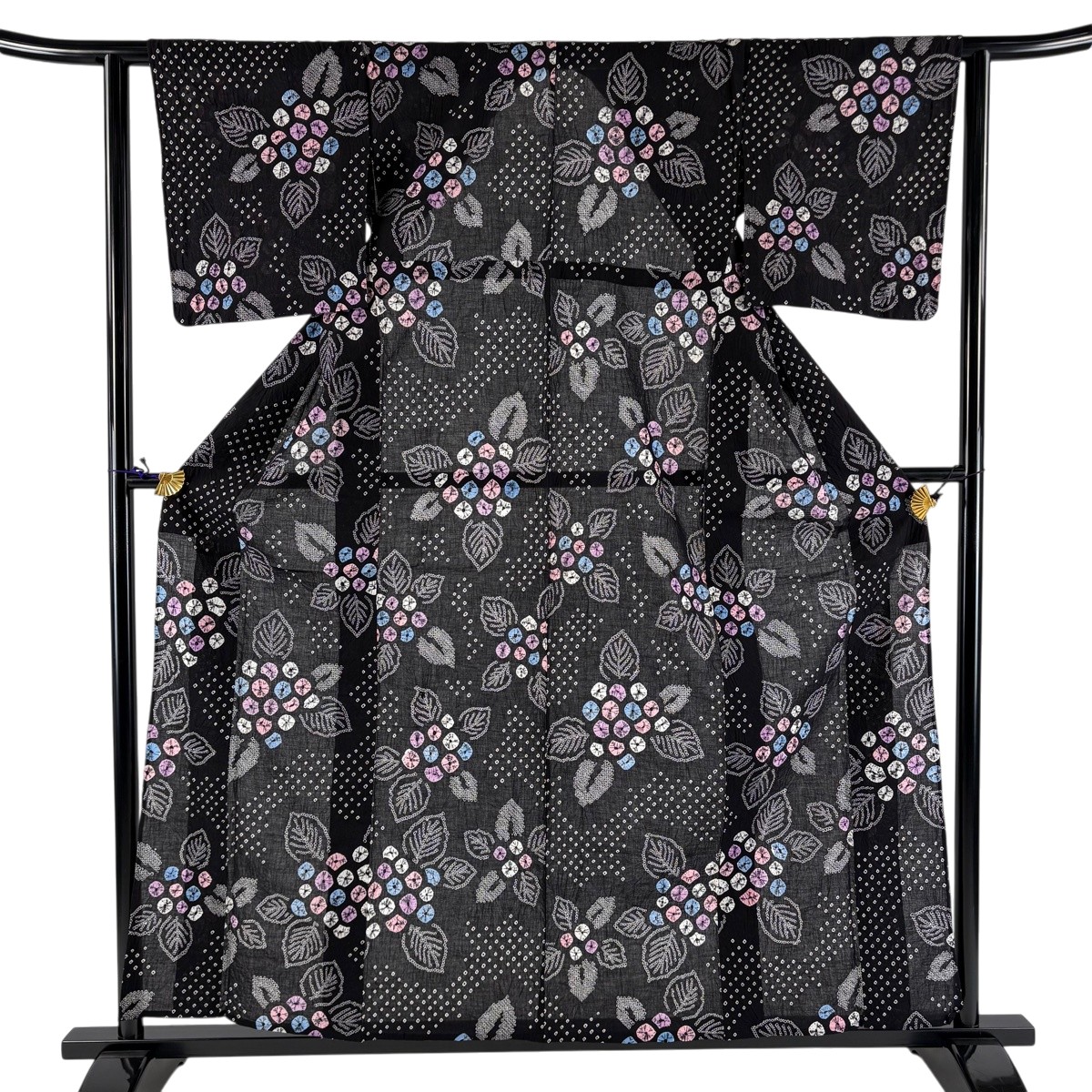 【美品】 浴衣 身丈157.5cm 裄丈62cm S 絞り浴衣 紫陽花 黒 綿 名品 【中古】