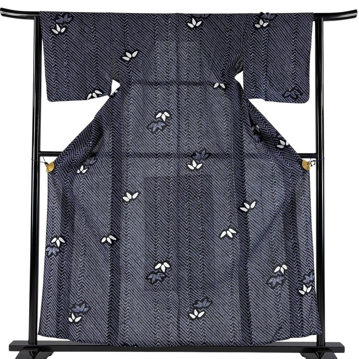 【美品】 浴衣 身丈156.5cm 裄丈62cm S 絞り浴衣 葉 幾何学模様 濃紺 綿 名品 【中古】