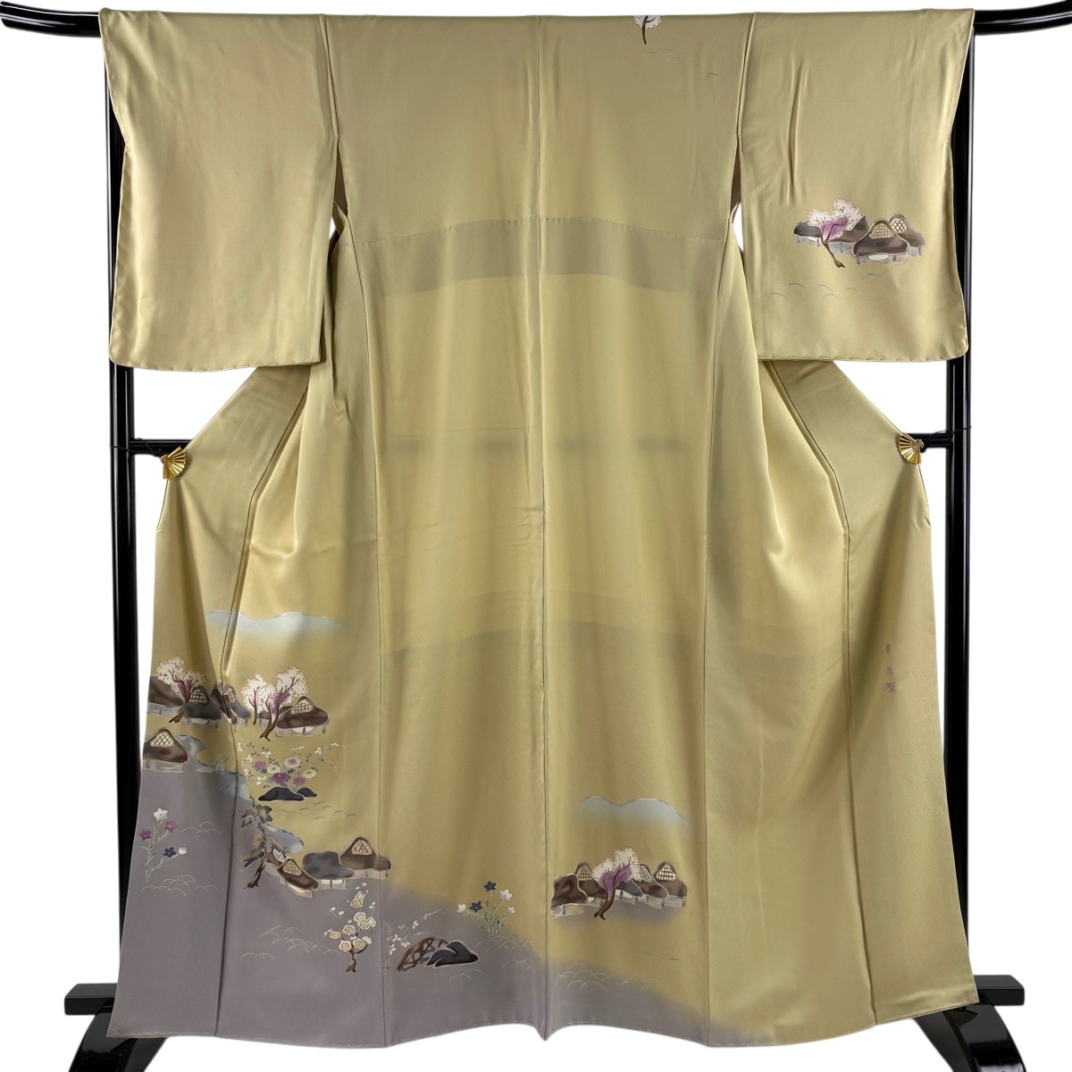 【最終価格】 訪問着 身丈163cm 裄丈67cm M 袷 帝王紫 落款あり 家屋 松 刺繍 金糸 ベージュ 正絹 逸品 【中古】 msp70｜バイセル 店 11,042円
