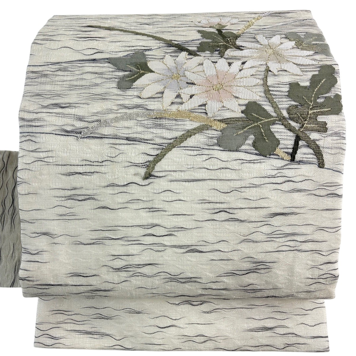 【美品】 名古屋帯 神品 夏帯 顕花植物 よろけ縞 現ナマ糸 白 正絹 【中古】 msp50
