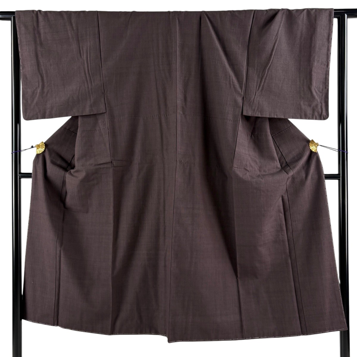 【美品】 男お召しもの 身たけ135.5糎 裄丈65糎 M 袷 発祥地結城紬 ますいわ屋 証紙あり 茶紫 正絹 珠玉 【中古】