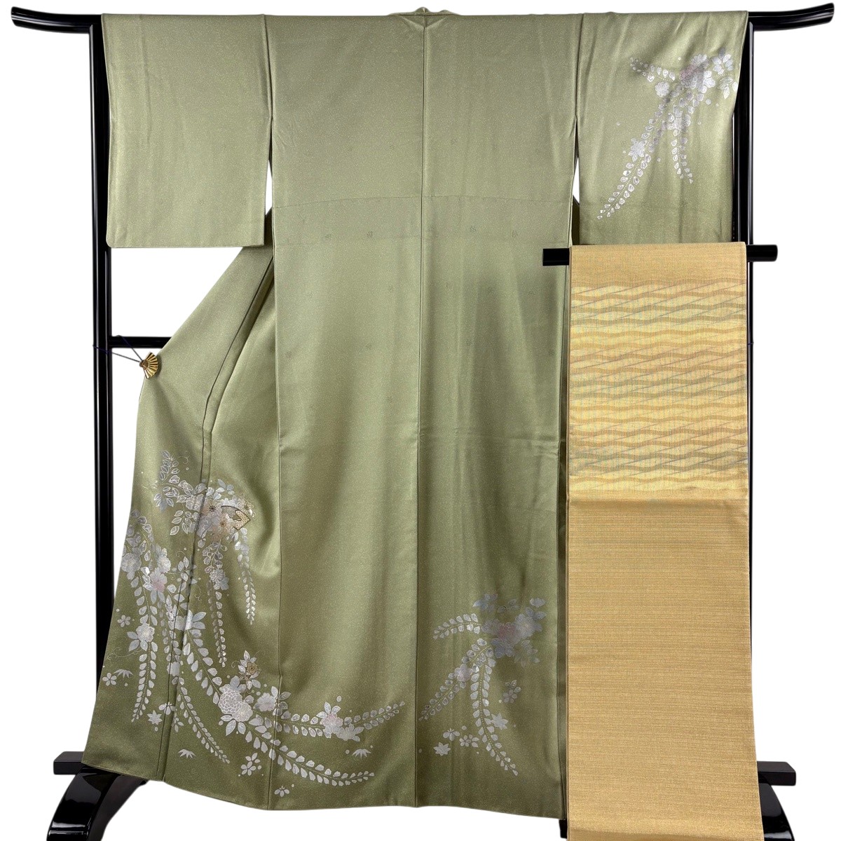 【美品】 付下げ 身たけ163.5糎 裄丈65糎 M 袷 辻が花柄 扇子 刺しゅう 銀彩 灰緑 正絹 秀品 【中古】