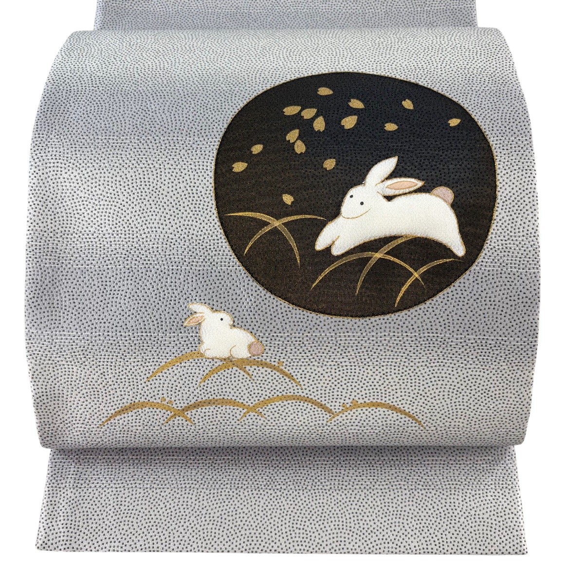 【美品】 袋帯 珠玉 うさぎ 芝 金彩 アップリケ 薄紫 お太鼓柄 正絹 【中古】 msp29