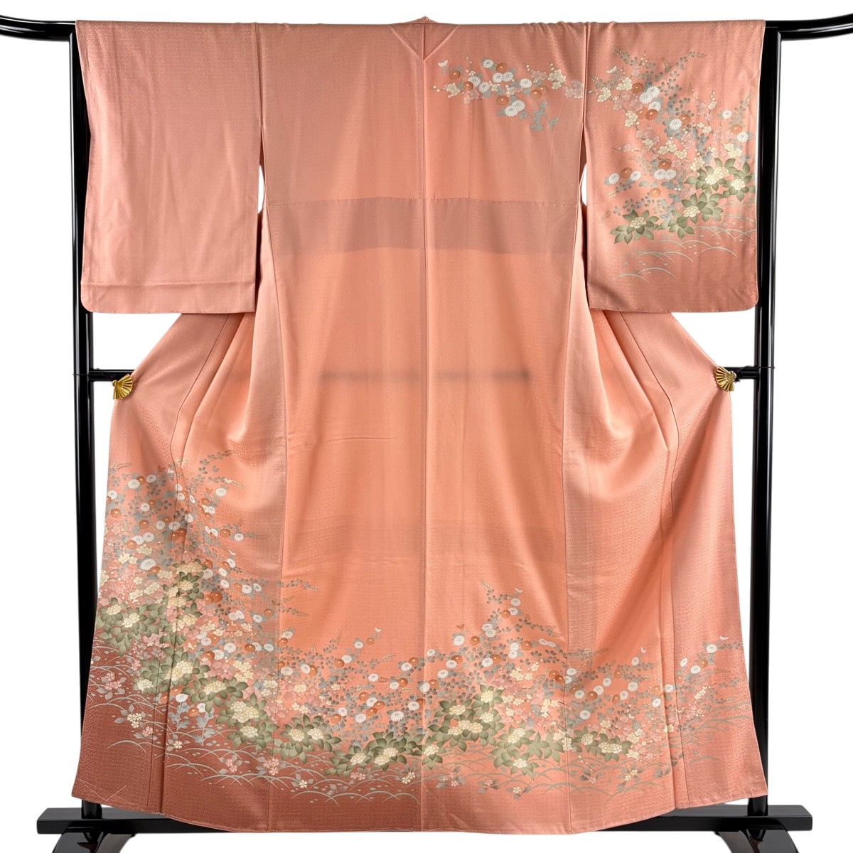 【美品】 短い訪問着 身たけ160糎 裄丈66糎 M 袷 菊 顕花植物 金彩 ぼかし 年魚サクラ色 正絹 秀品 【中古】 msp30