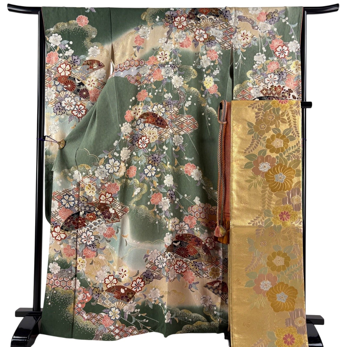 振袖 身たけ168糎 裄丈65糎 M 袷 袋帯フルセット 扇 桜 金彩 ぼかし 茶緑であること 正絹 秀品 【中古】