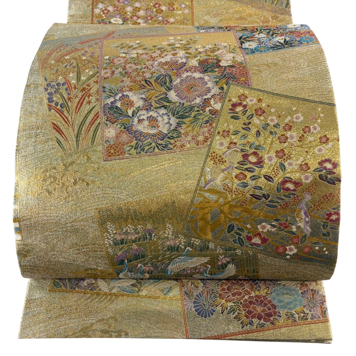 【美品】 丸帯 珠玉 色紙 花鳥 箔 金糸 金色 お太鼓柄 正絹 【中古】
