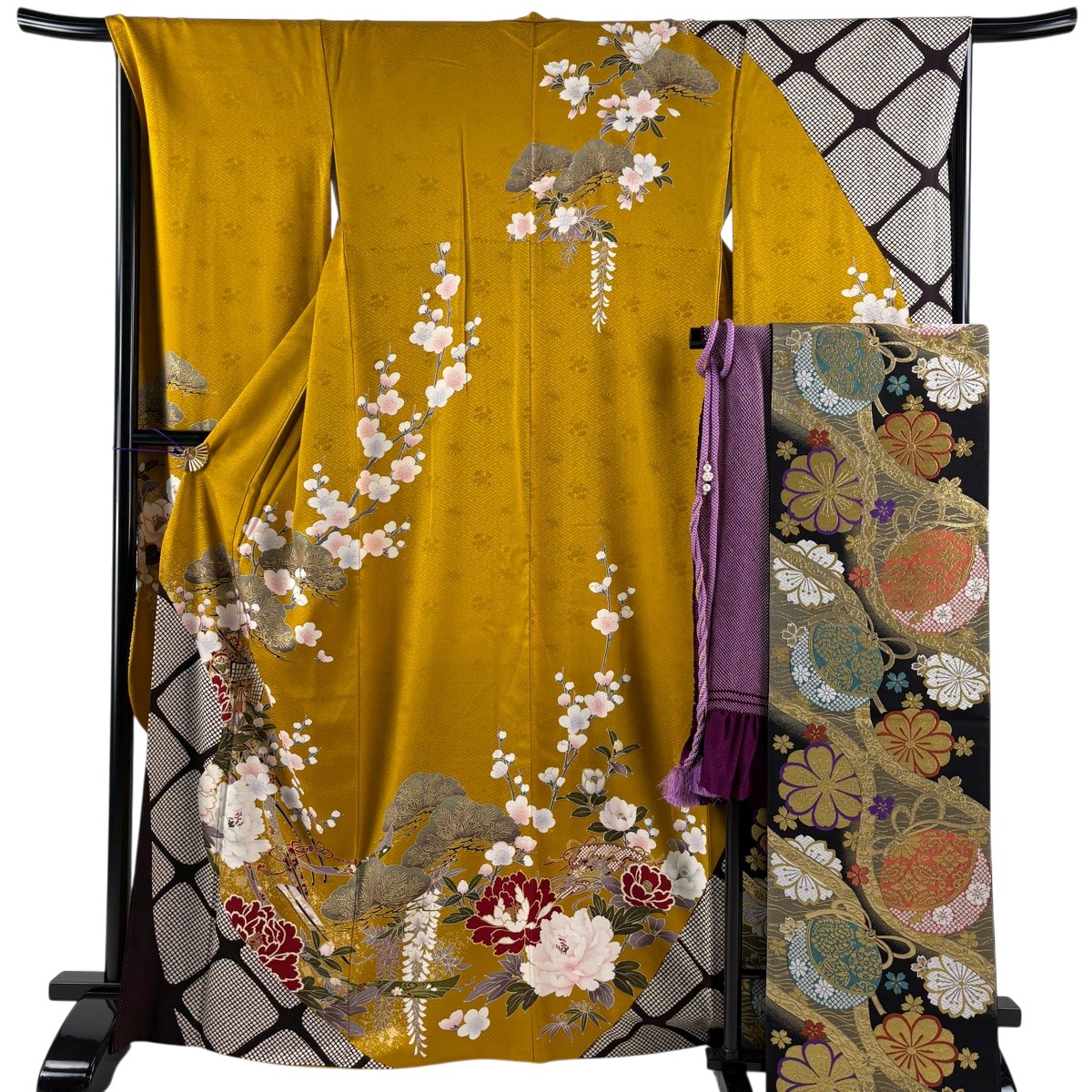 【美品】 振袖 身たけ167糎 裄丈67糎 M 袷 袋帯フルセット 御所車 松竹梅 金彩 染め分け イエローオーカー色 正絹 秀品 【中古】