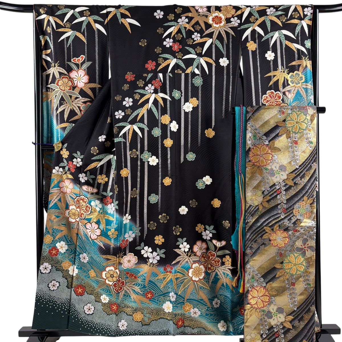 振袖 身の丈158珊 裄丈65珊 M 袷 袋帯フルセット 桜 笹 金糸 金彩 黒 正絹 秀品 【中古】