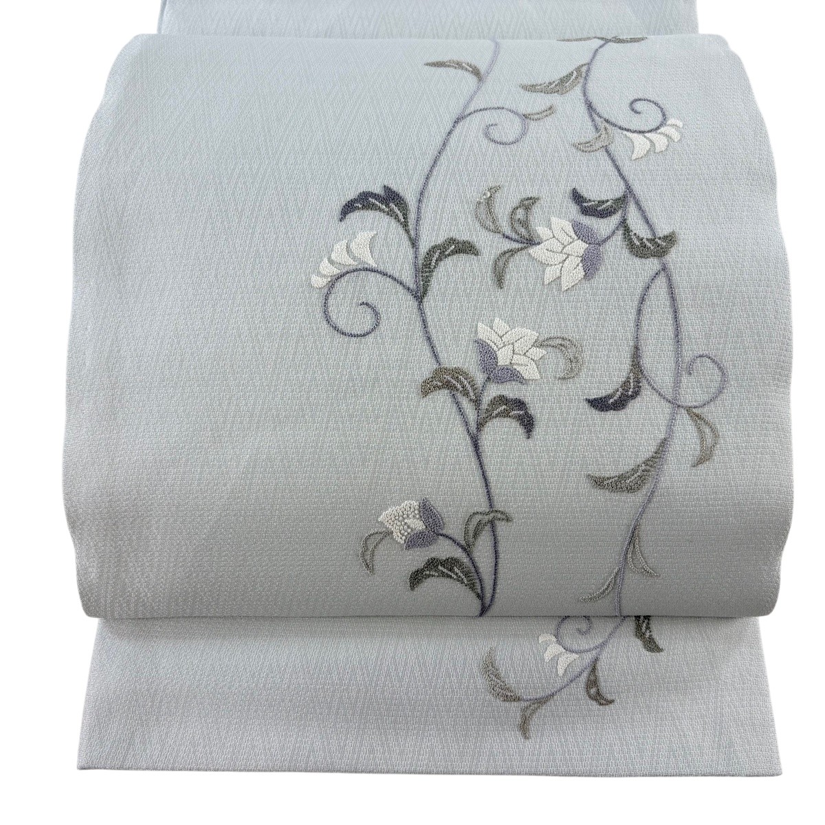 【美品】 袋帯 珠玉 蒋雪英 名書きあり 花唐草 相良刺しゅう 青薄墨色 お太鼓柄 正絹 【中古】
